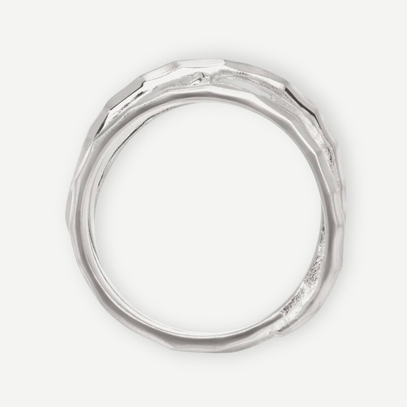 *SOLD* Silpada ‘Wrapped Up’ Overlapping Textured Band Ring NWT in pouch and box - Picture 8 of 8